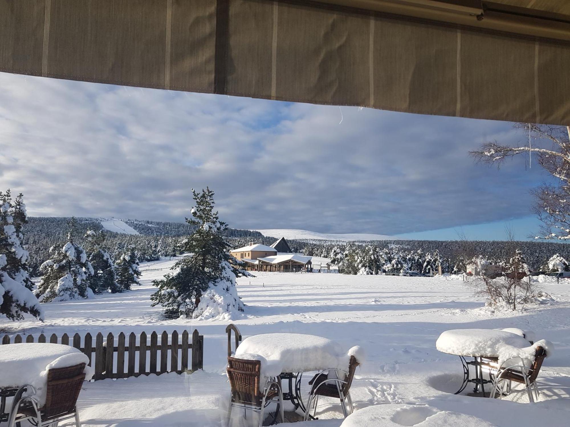 Chalet Hotel Du Mont Lozere Cubieres Luaran gambar